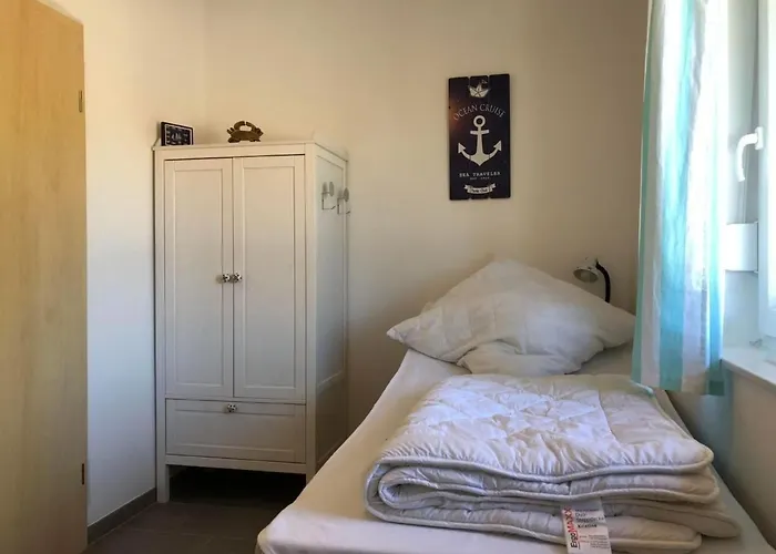 E21 Freistehendes Haus Mit Garten Und Deichblick By Interhome Σπίτι διακοπών *