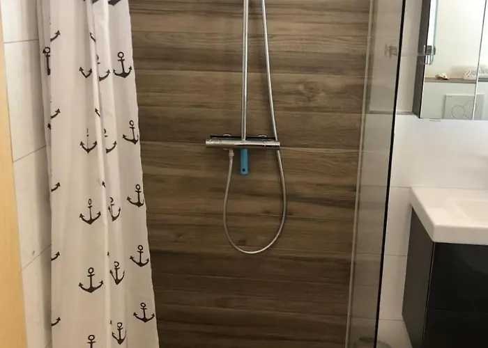 E21 Freistehendes Haus Mit Garten Und Deichblick By Interhome Σπίτι διακοπών *